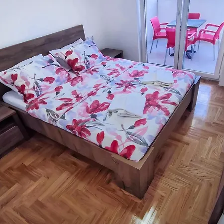 Vukovic Apartment